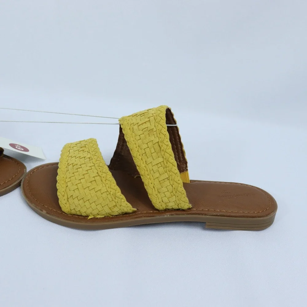 Universal Thread Yellow Bryton Slide On Sandals Woven Two Strap Womens 6.5 NEW